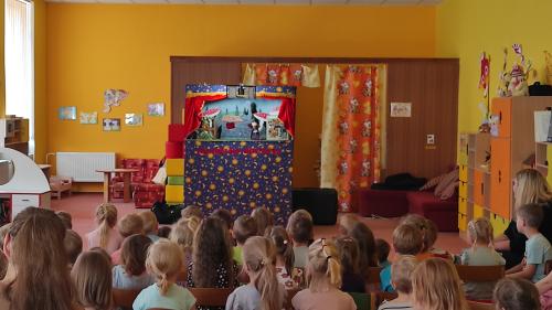 Divadlo v MŠ Okrouhlá